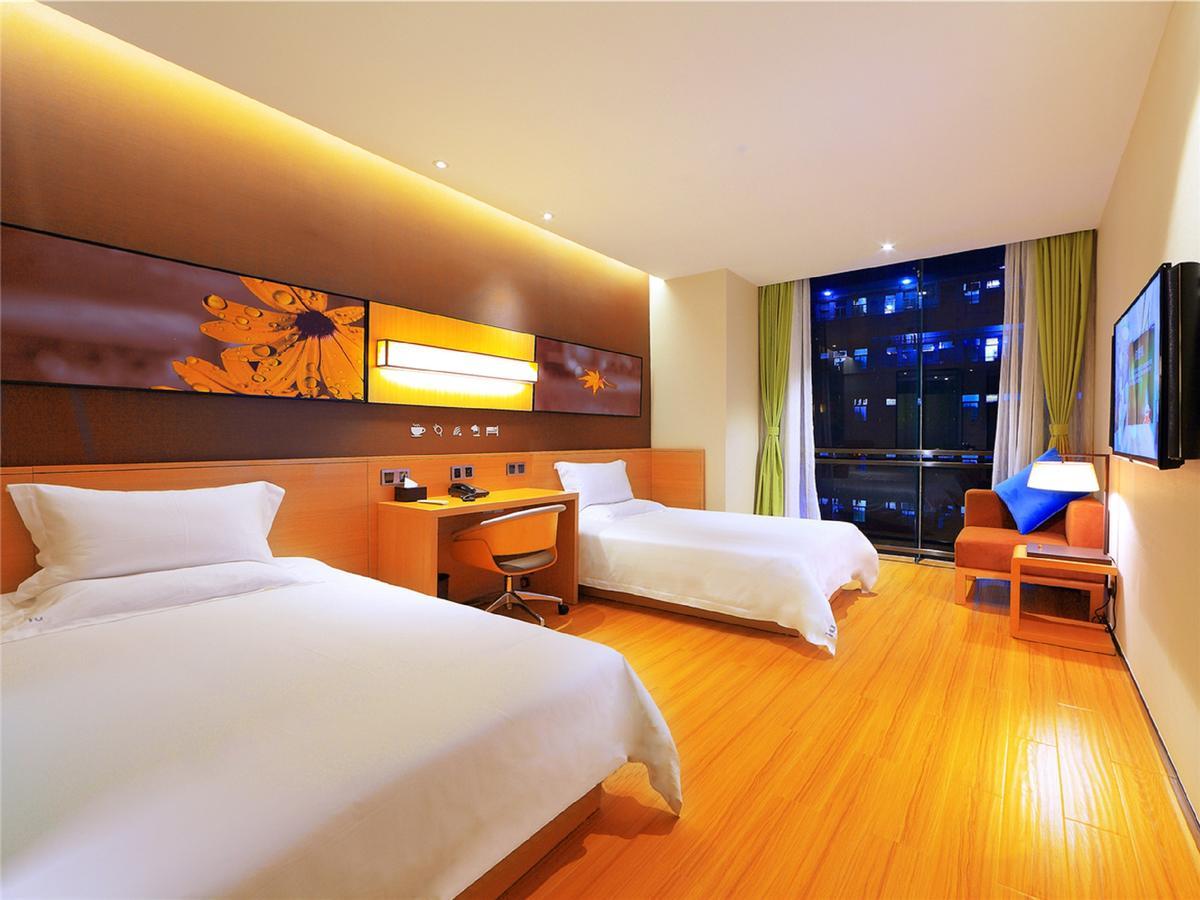 Iu Hotel Ruoyang Yiyang Wenhua Road Exterior foto